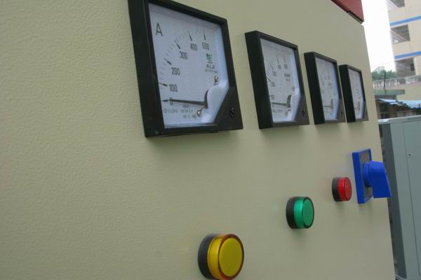 利津配电箱-3683讲讲配电箱的操作和检修步